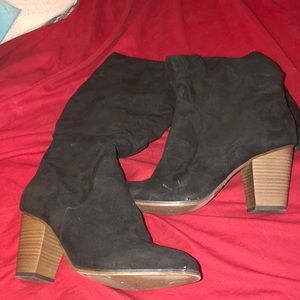 Black heel boots